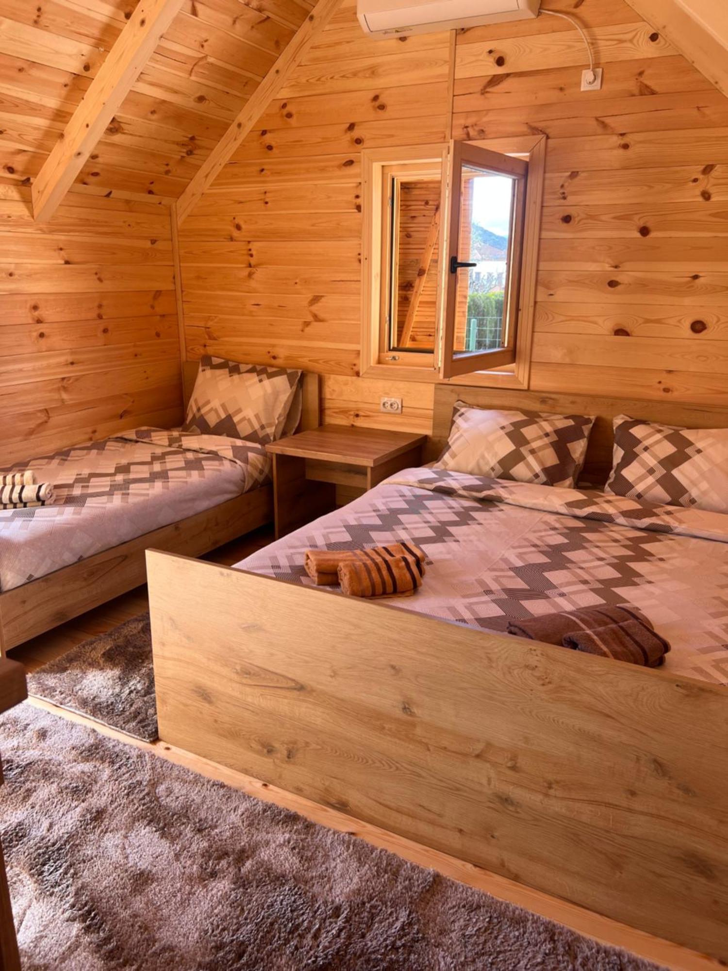 Cozy Bungallows Podgorica Eksteriør billede